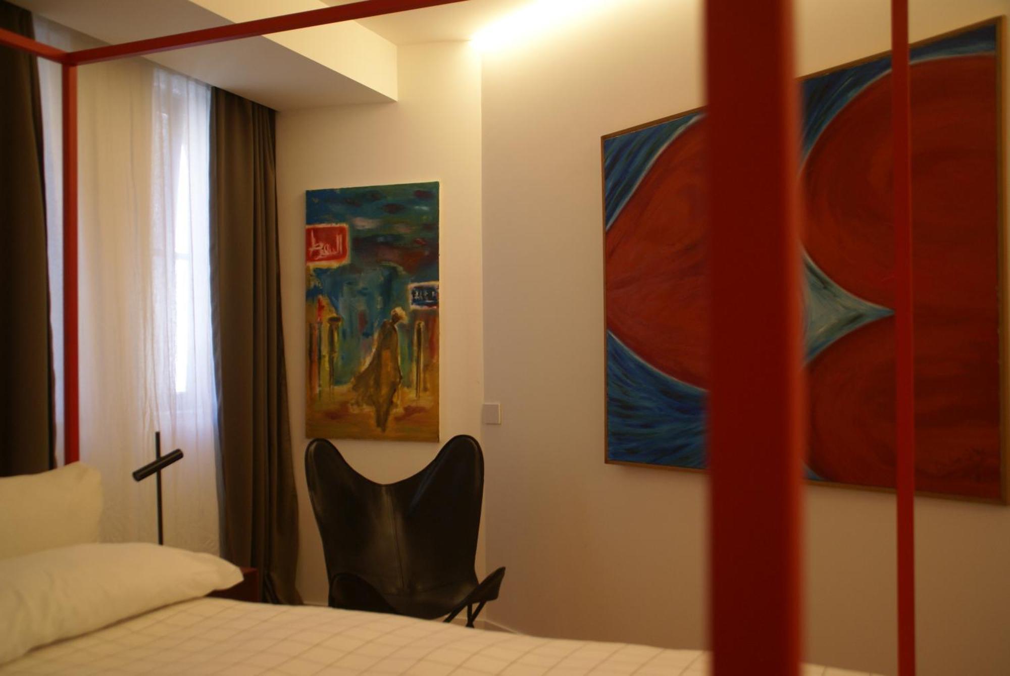 Bed & Breakfast Fra Le Righe Aeroporto di Catania Fontana Rossa